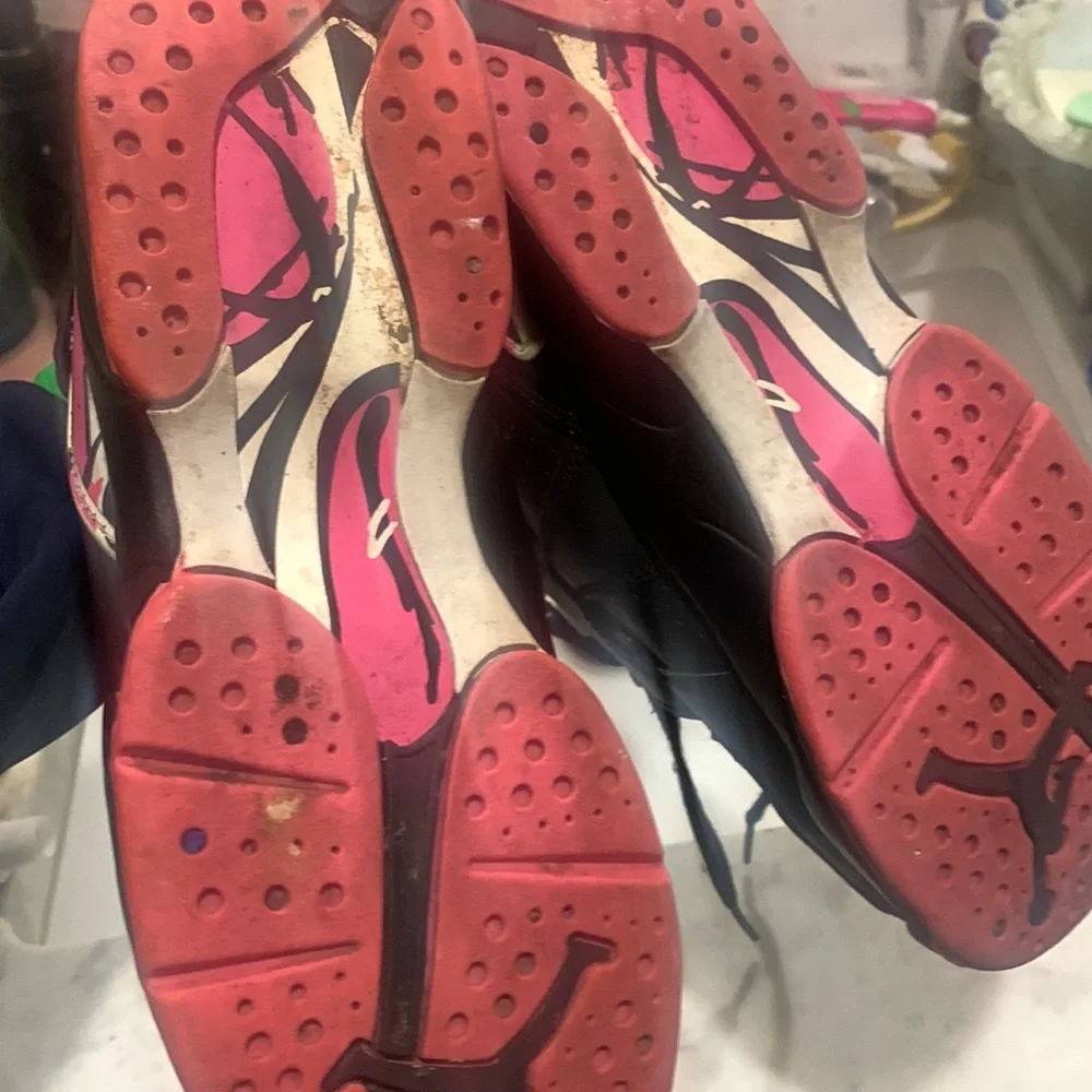 Girl Jordan shoes - Picture 5 of 14